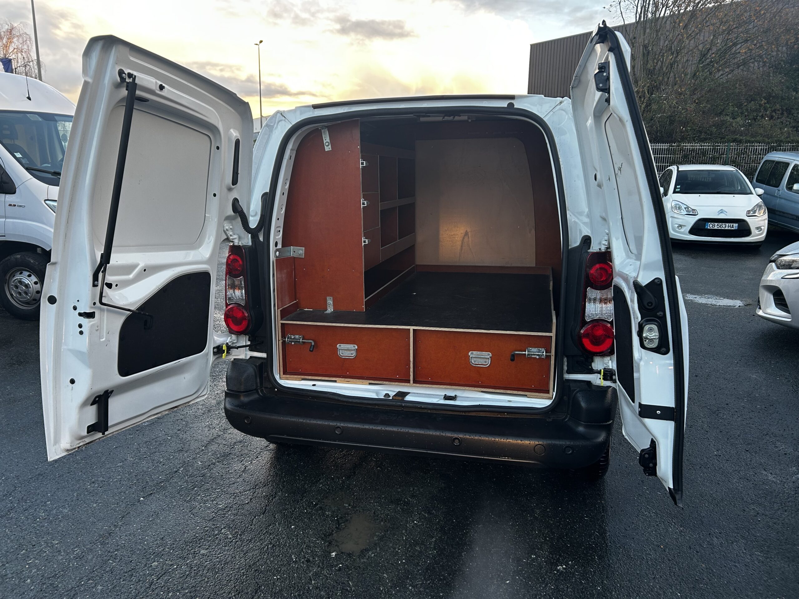 Garage Jallier Tharreau Garage Automobile Cholet Location Vehicule 9 Places Image0 (12) 4680