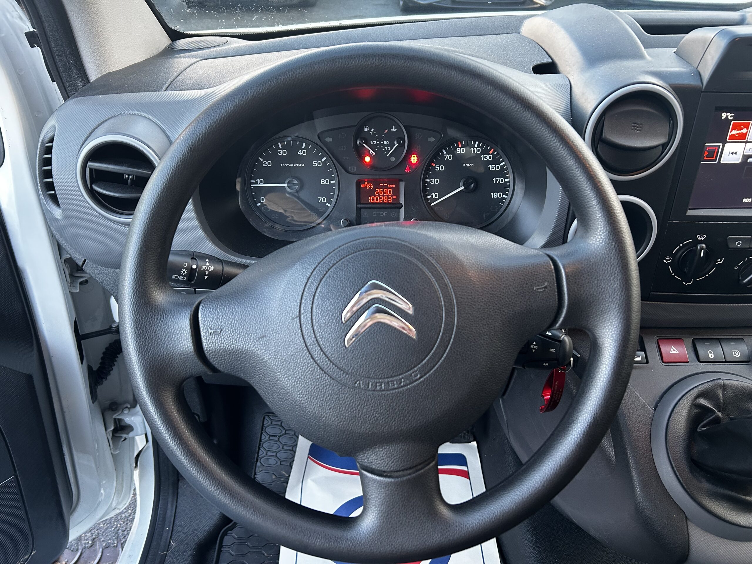 Garage Jallier Tharreau Garage Automobile Cholet Location Vehicule 9 Places Image2 (6) 4681