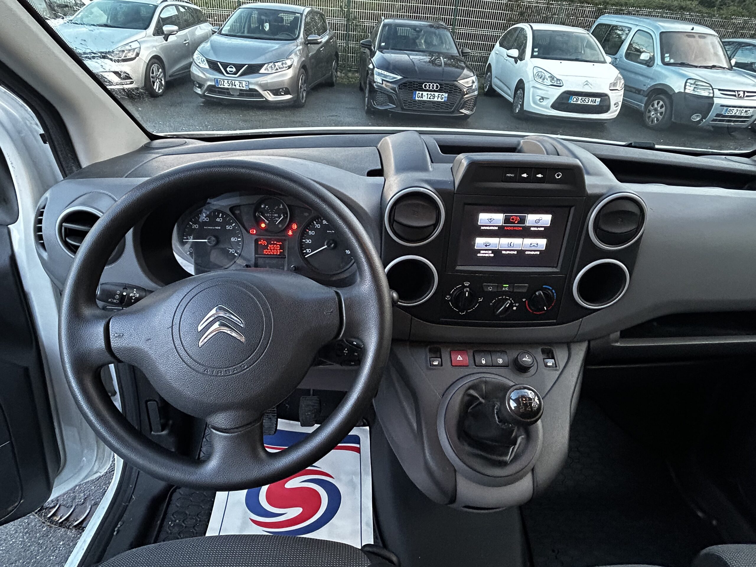 Garage Jallier Tharreau Garage Automobile Cholet Location Vehicule 9 Places Image3 (4) 4681