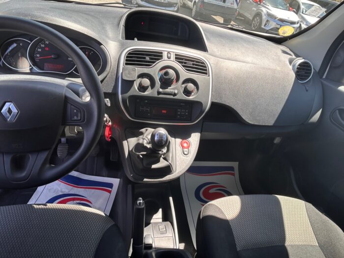 Garage Jallier Tharreau Garage Automobile Cholet Location Vehicule 9 Places IMG 4122 4585