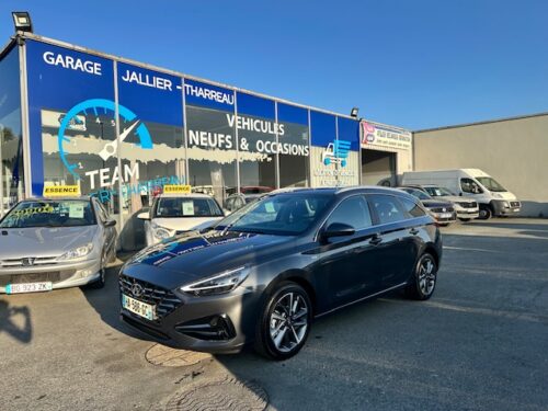 Garage Jallier Tharreau Garage Automobile Cholet Location Vehicule 9 Places IMG 4880 4594