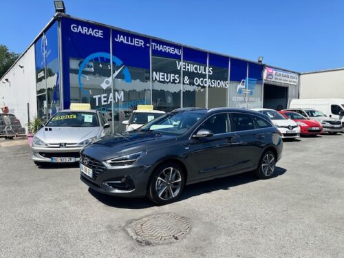 Garage Jallier Tharreau Garage Automobile Cholet Location Vehicule 9 Places IMG 4898 4600