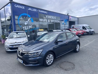 Garage Jallier Tharreau Garage Automobile Cholet Location Vehicule 9 Places IMG 4634 4625