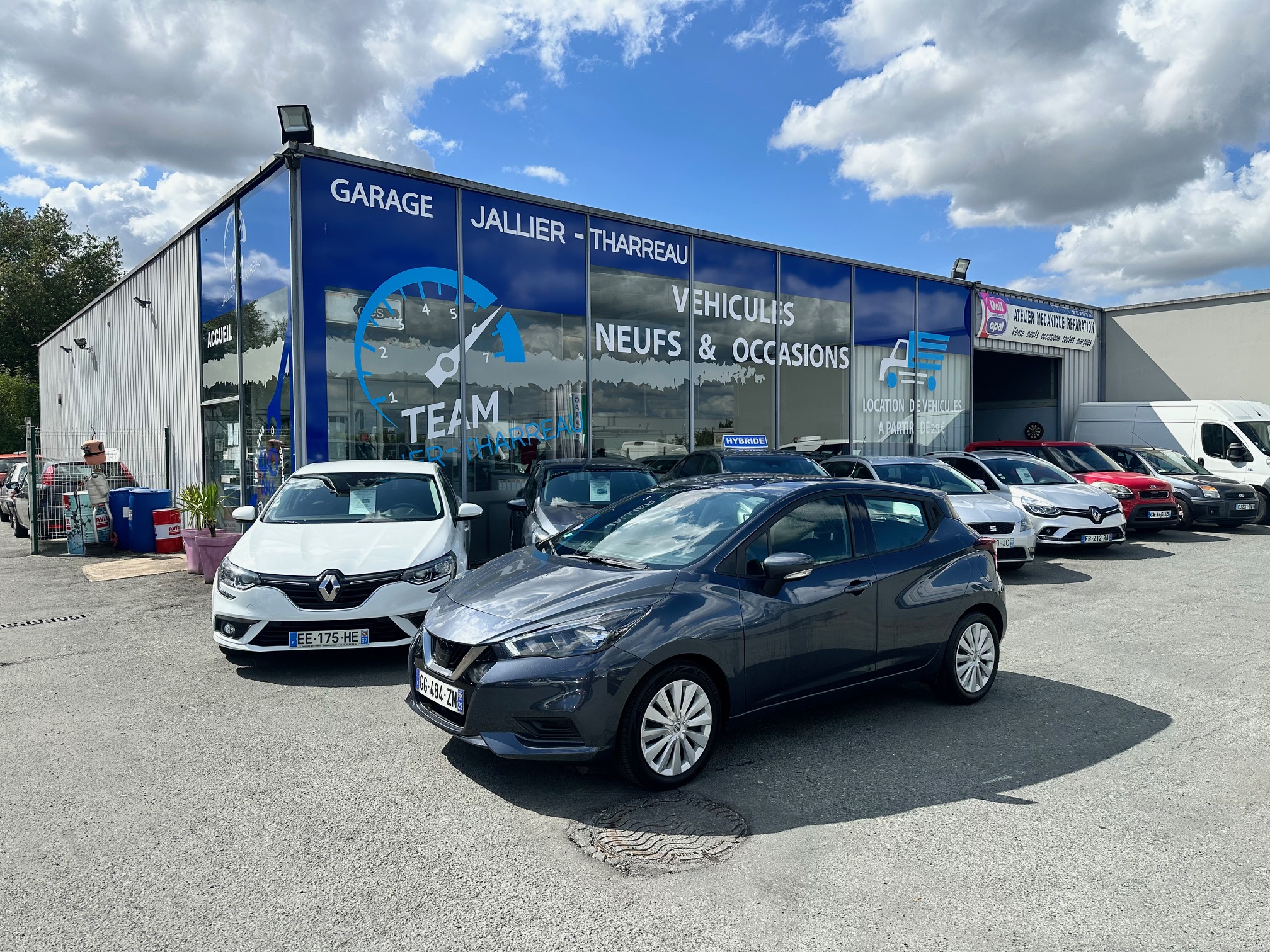 Garage Jallier Tharreau Garage Automobile Cholet Location Vehicule 9 Places IMG 5963 4636