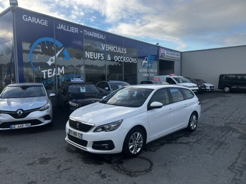 Garage Jallier Tharreau Garage Automobile Cholet Location Vehicule 9 Places IMG 5281 4689