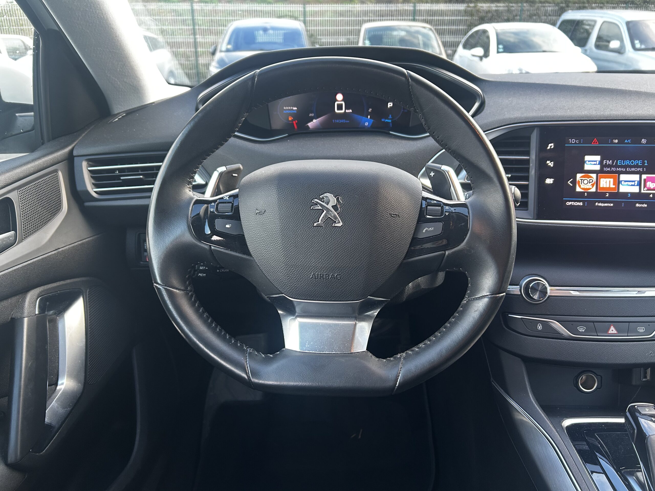 Garage Jallier Tharreau Garage Automobile Cholet Location Vehicule 9 Places IMG 5292 4694