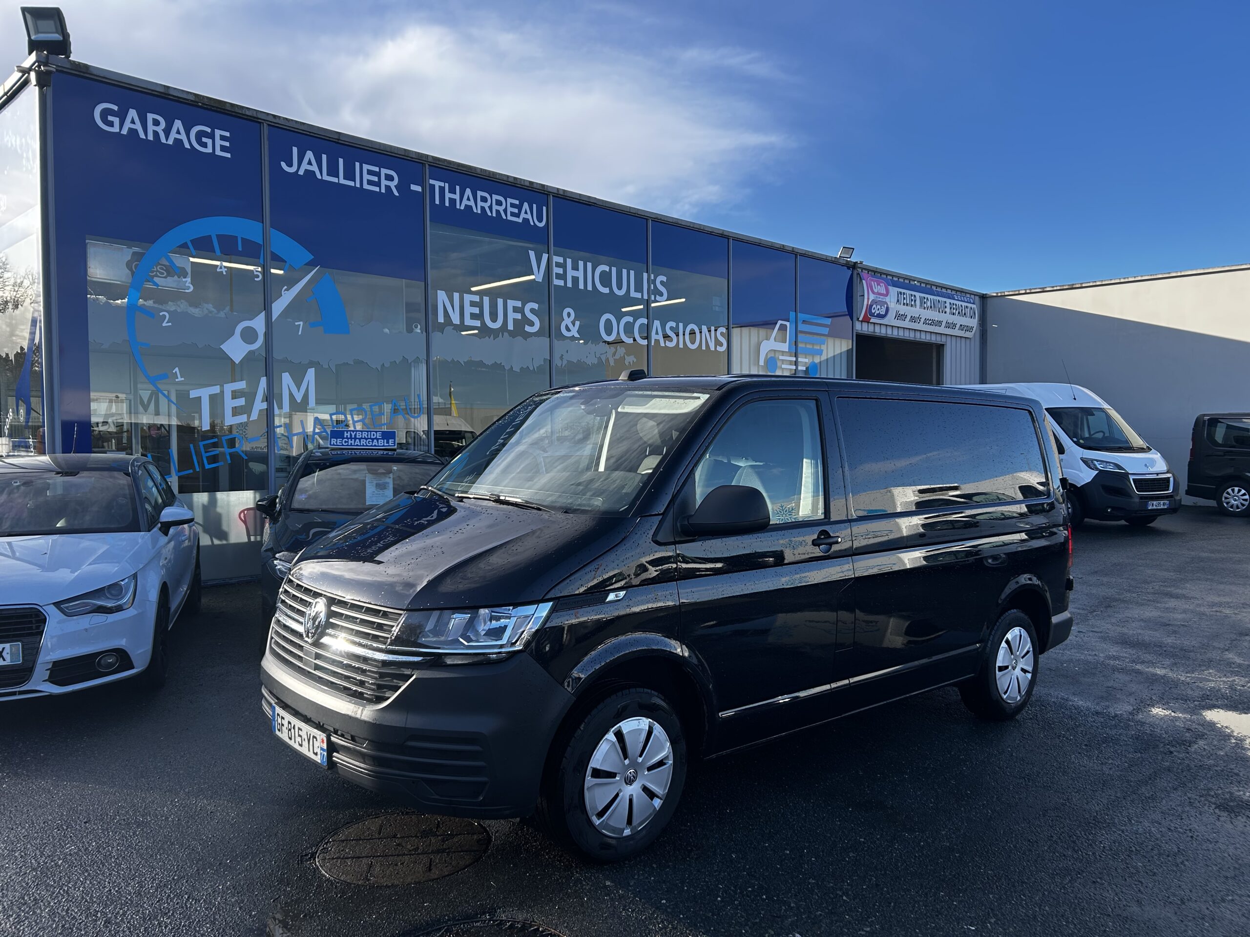 Garage Jallier Tharreau Garage Automobile Cholet Location Vehicule 9 Places IMG 5309 4696