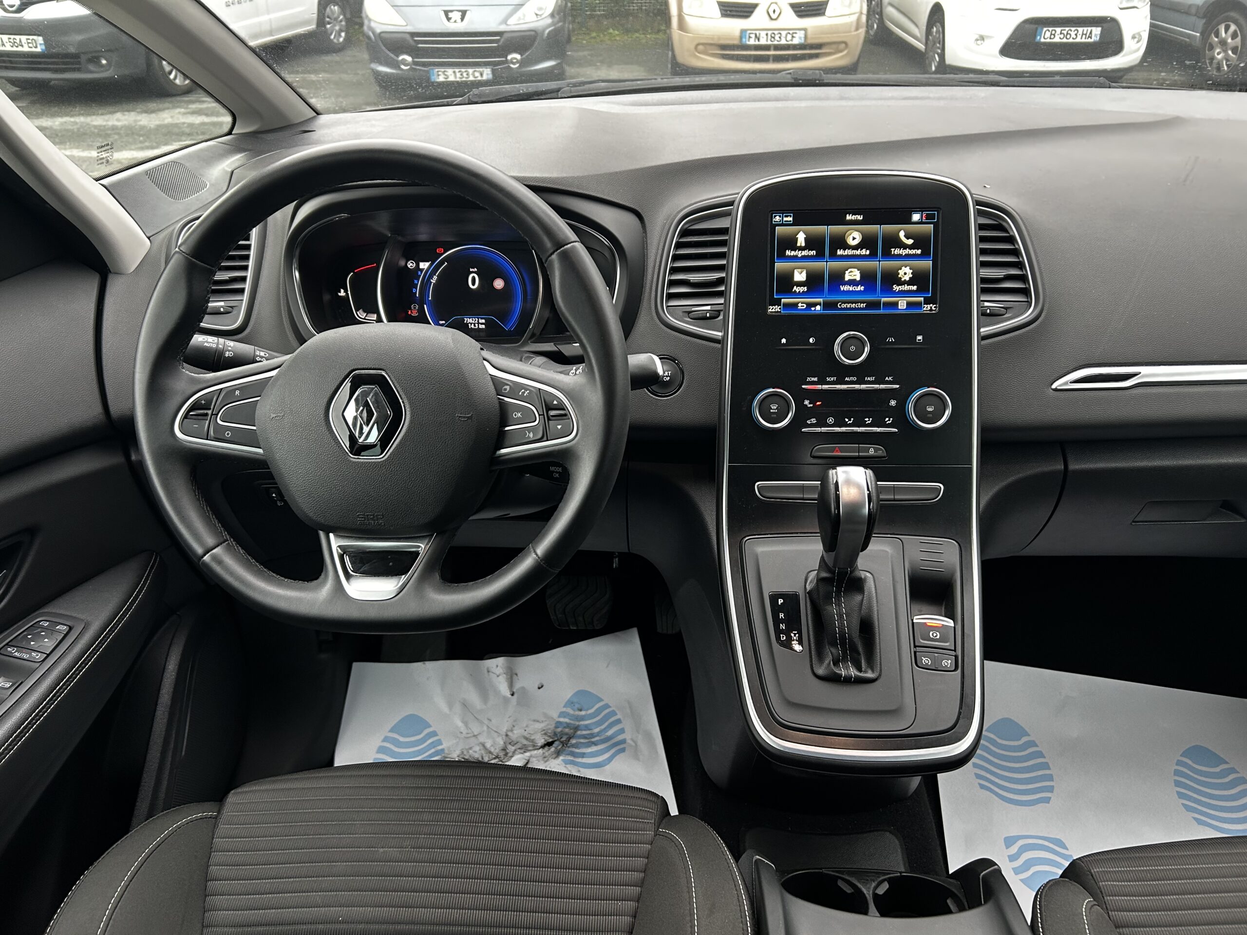 Garage Jallier Tharreau Garage Automobile Cholet Location Vehicule 9 Places IMG 5333 4700