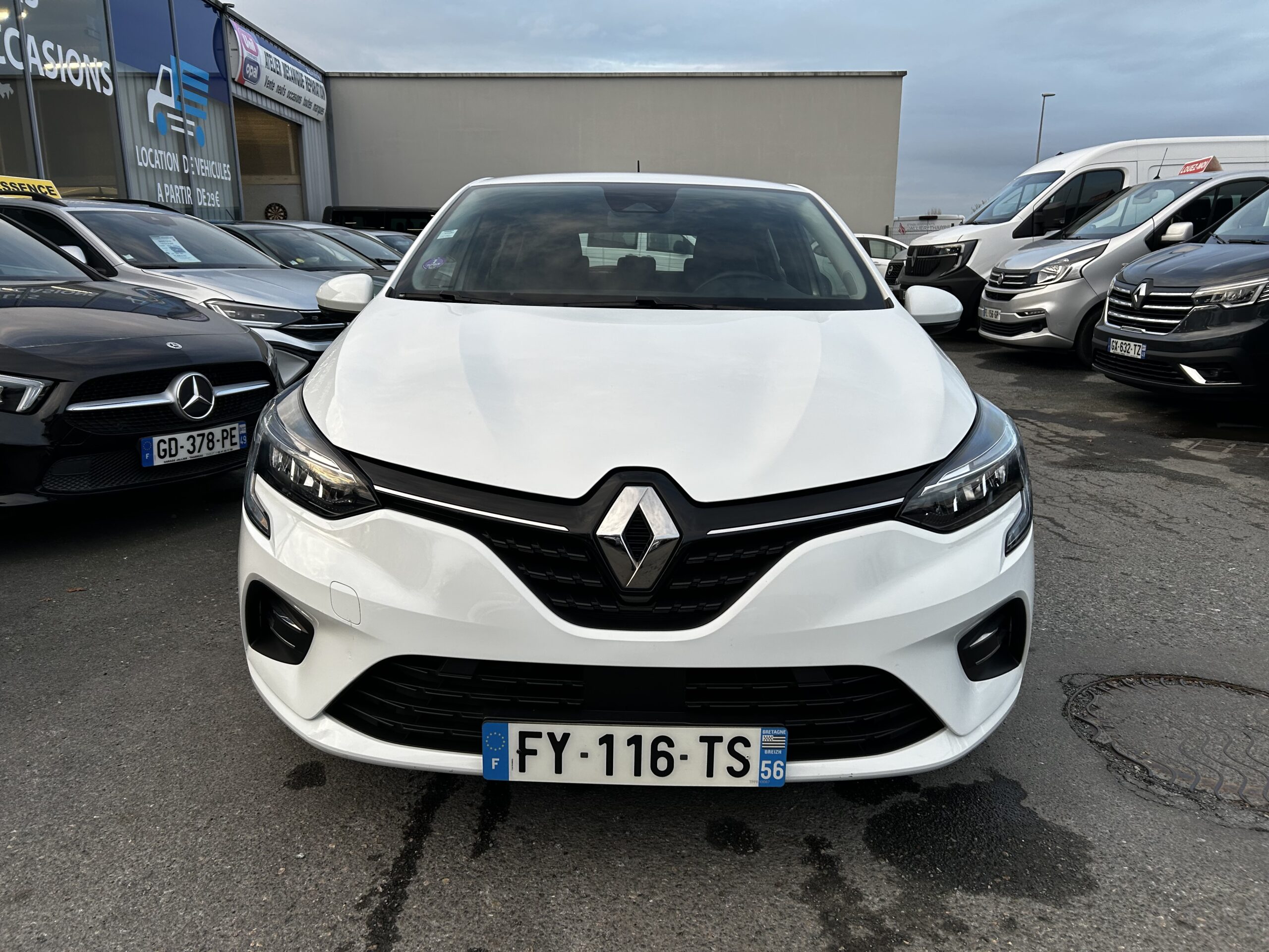 Garage Jallier Tharreau Garage Automobile Cholet Location Vehicule 9 Places IMG 5397 4704