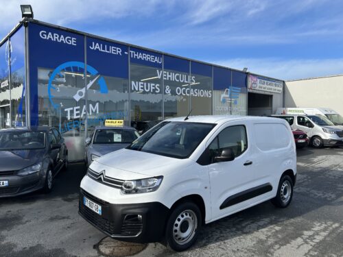 Garage Jallier Tharreau Garage Automobile Cholet Location Vehicule 9 Places IMG 5825 4722