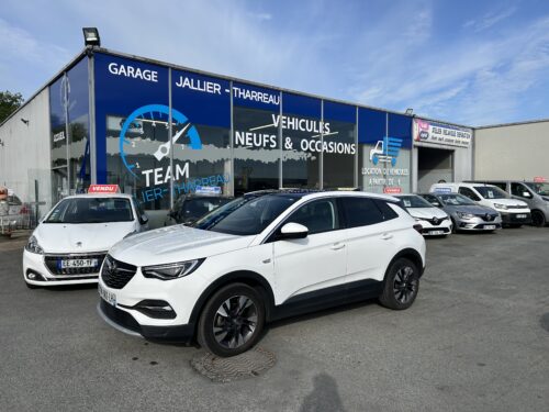 Garage Jallier Tharreau Garage Automobile Cholet Location Vehicule 9 Places IMG 6435 4751