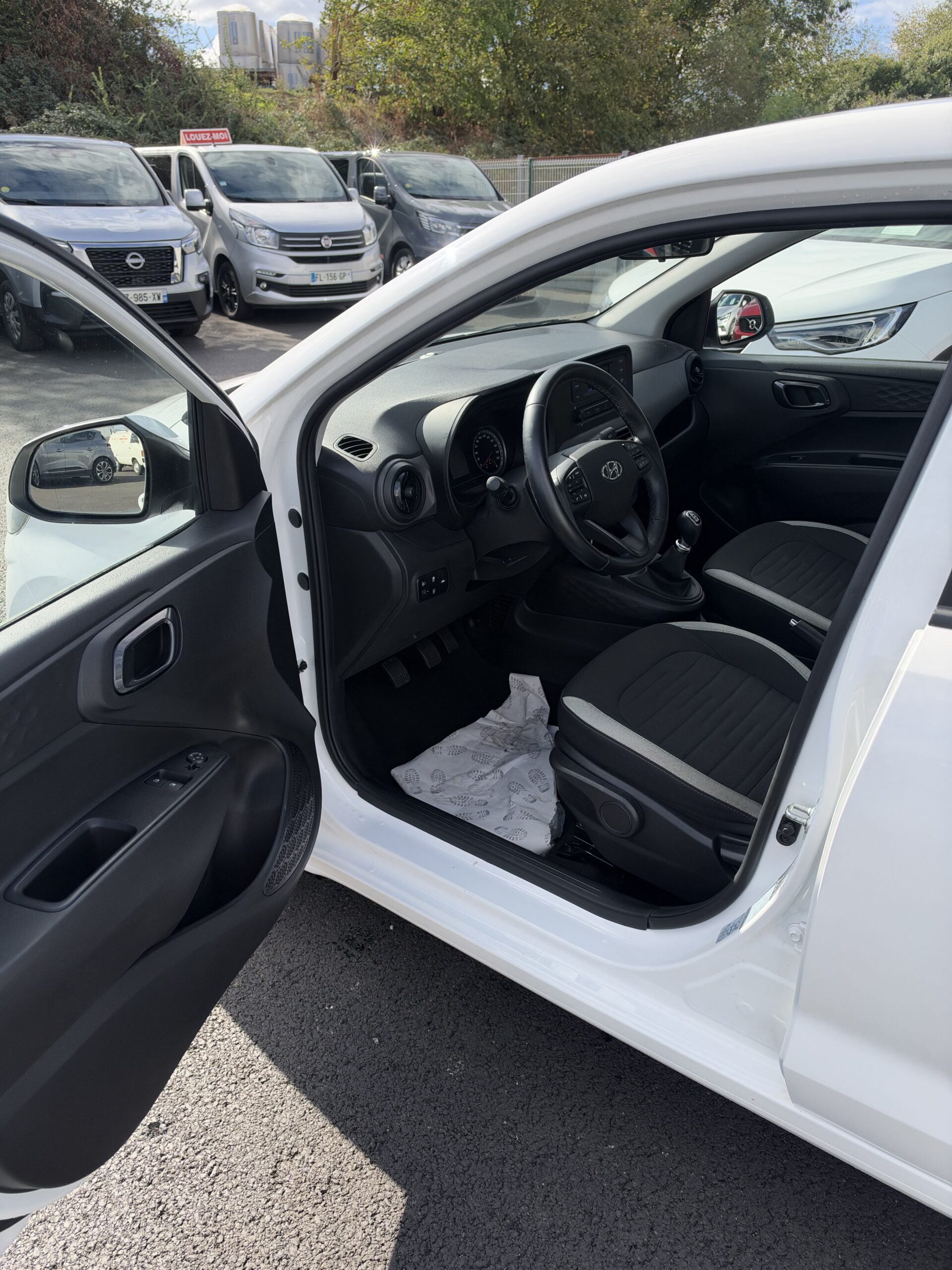 Garage Jallier Tharreau Garage Automobile Cholet Location Vehicule 9 Places IMG 1827 4803